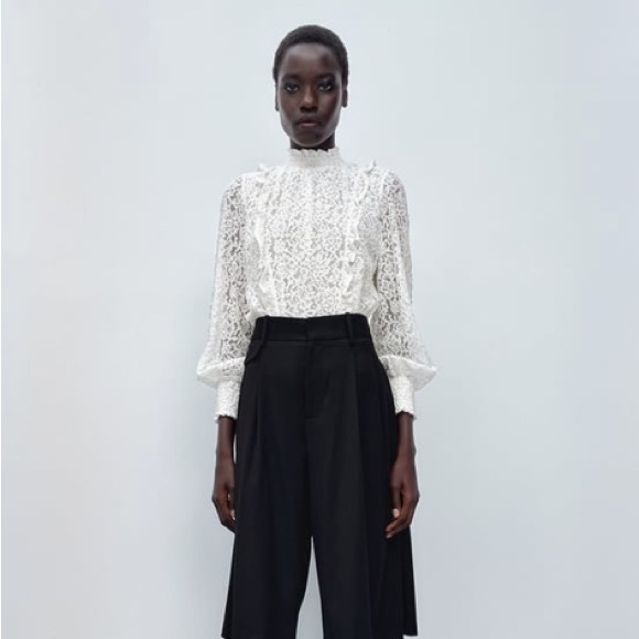 Zara Ruffled Lace Top  Size M NWT - Picture 1 of 1